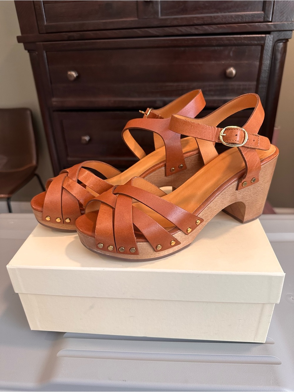 Sezane Women’s Tan Leather Platform Clog Sandals with Buckle Strap